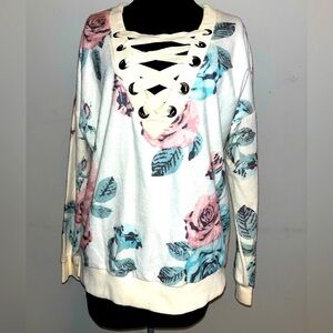 NWT Inspired Hearts pullover top v-neck floral design soft criss cross Sz L